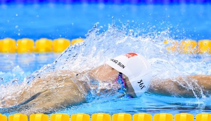 开云体育APP-勇士队迎来五连胜，库里状态爆棚，勇士队 curry