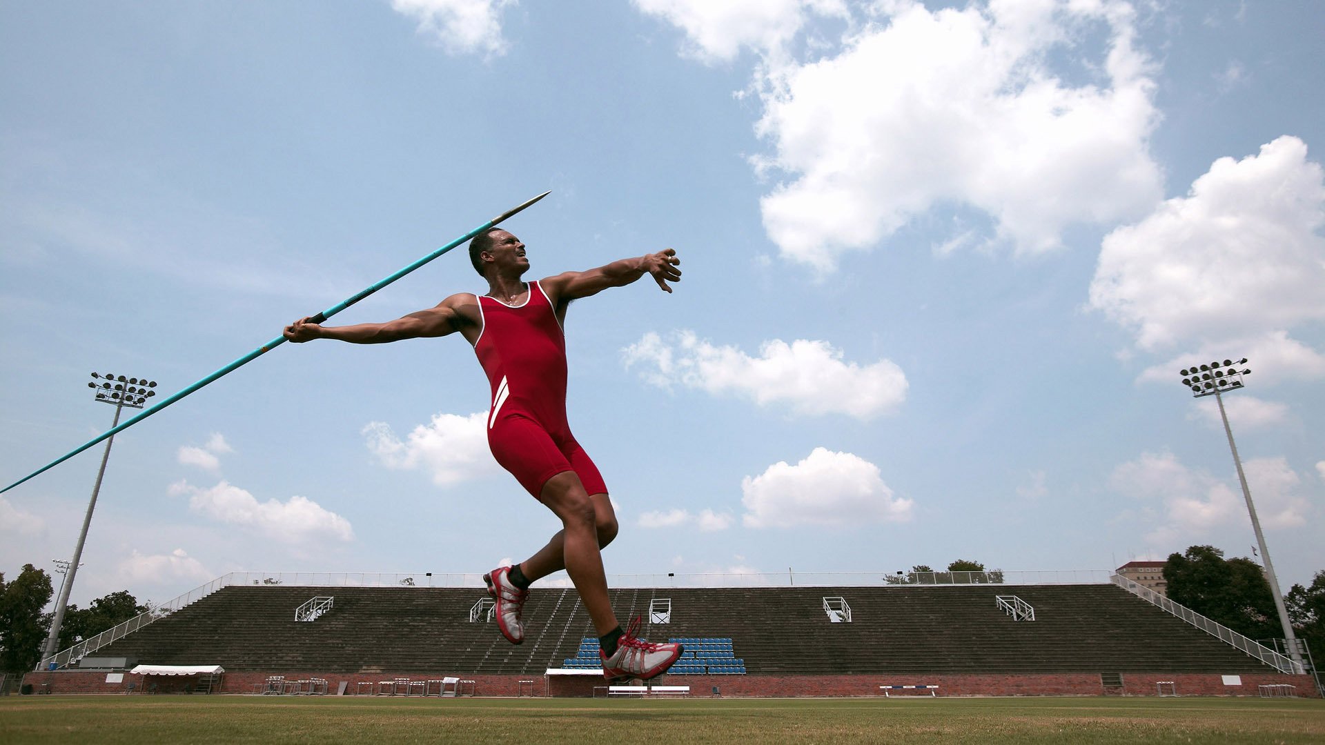 _极光冰雪赛：在极寒中火拼速度_，极光寒冰拳